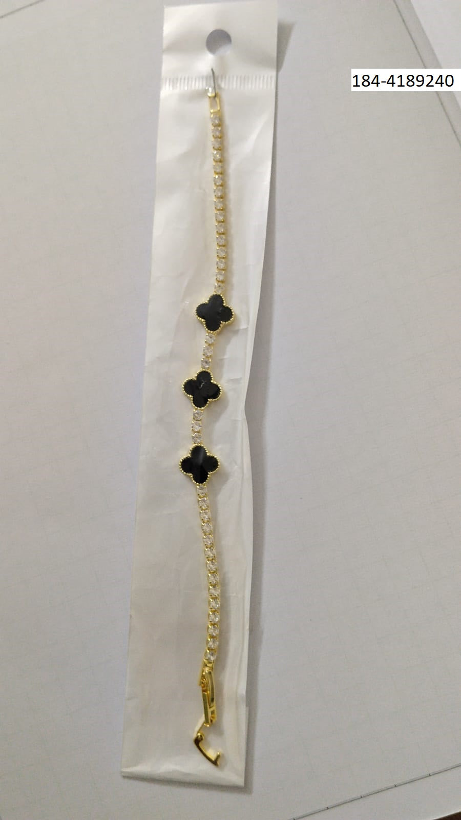 Clover Crystal Bracelet for Women | Elegant Silver-Plated Jewelry
