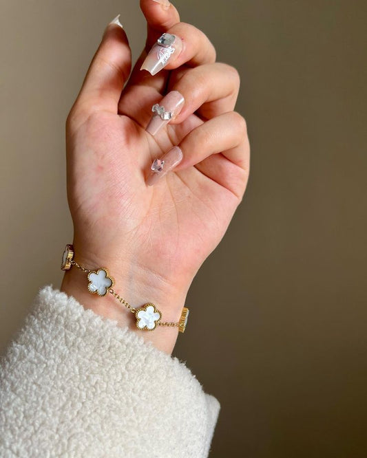 Luxury White Clover Bracelet for Women | Gold Plated 5 Motif Lucky Clover Charm Bracelet | Elegant Adjustable Bracelet | Fashion Jewelry Gift for Girls